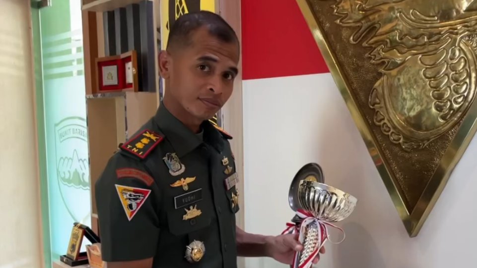 Komandan Batalyon Kavaleri 6Naga Karimata, Letkol Kav Yudhi Agus Setiyanto, S.Sos raih Juara I Lomba Karya Cipta Teknologi dan Karya Tulis Ilmiah TNI Angkatan Darat Tahun 2025. (Dok. Istimewa)